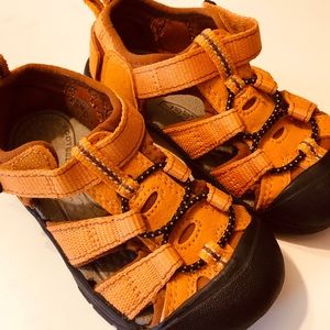 Brand New  Keen Sandals